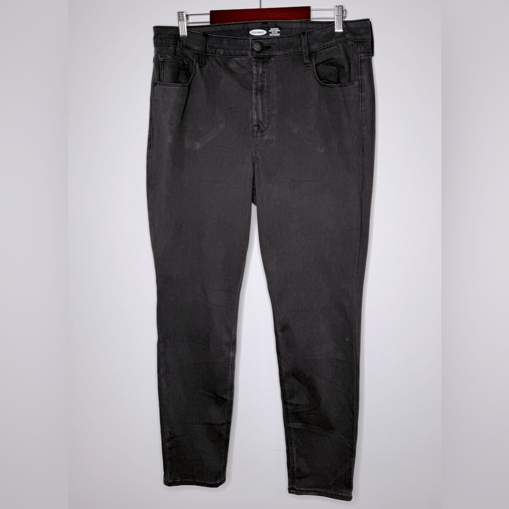 Old Navy Rockstar Super Skinny High Rise  24/7 Sculpt Jeans Black Size 16